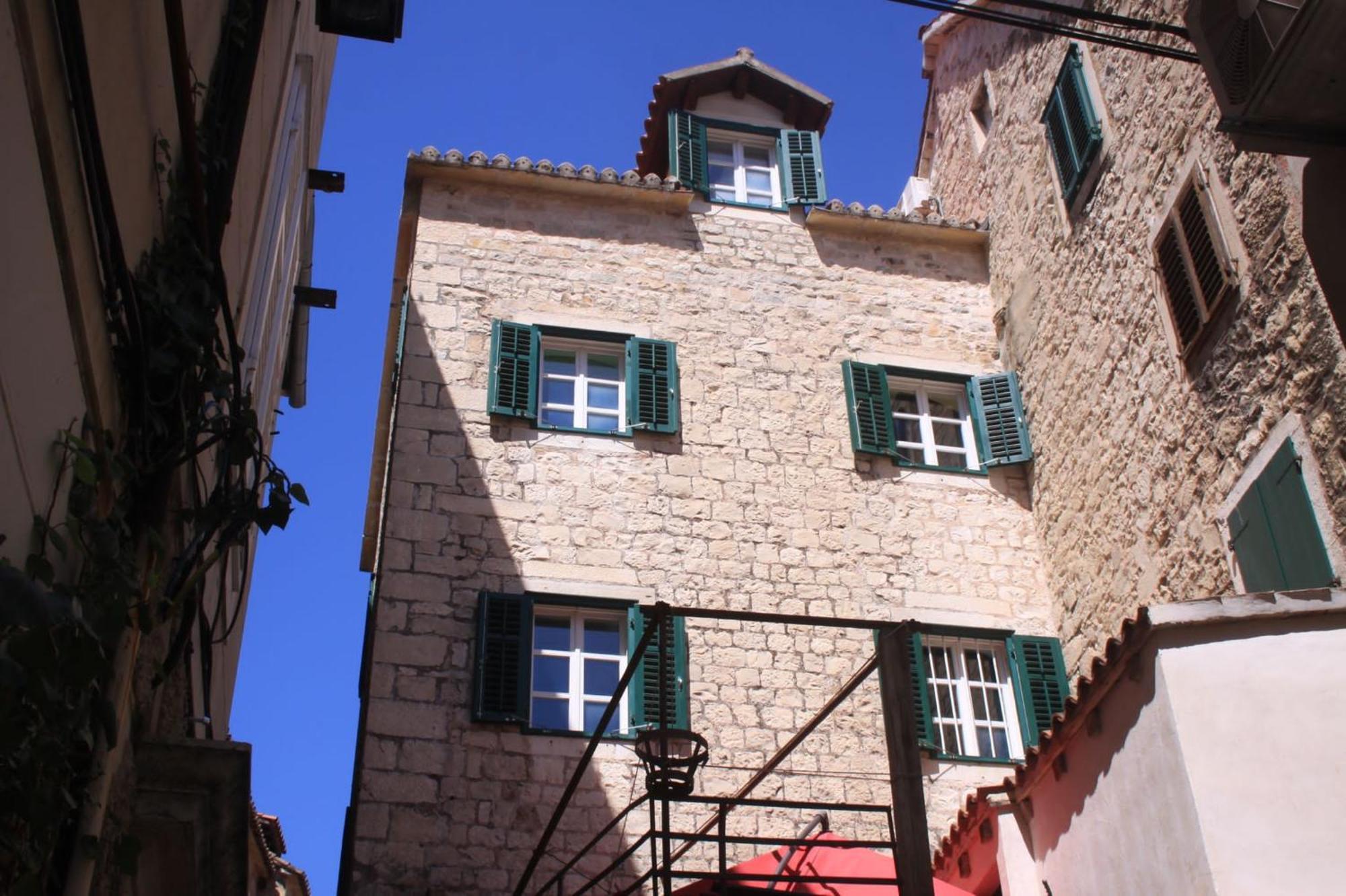 Toni Palace Affittacamere